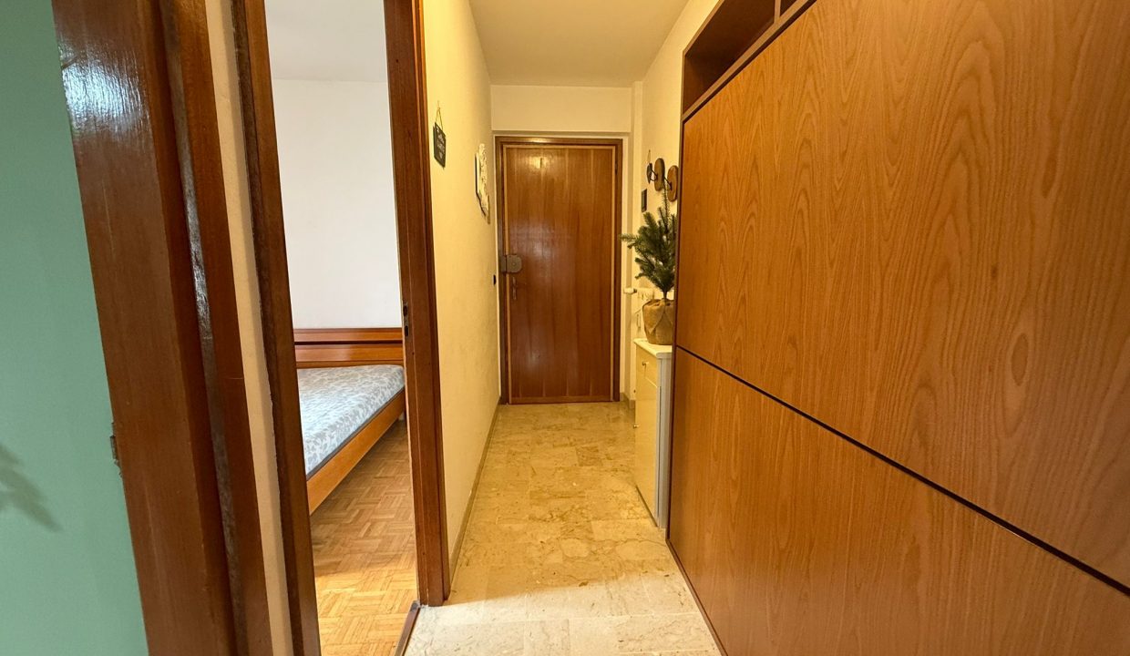 1849fb73-a4a7-4532-aa03-acb271147864