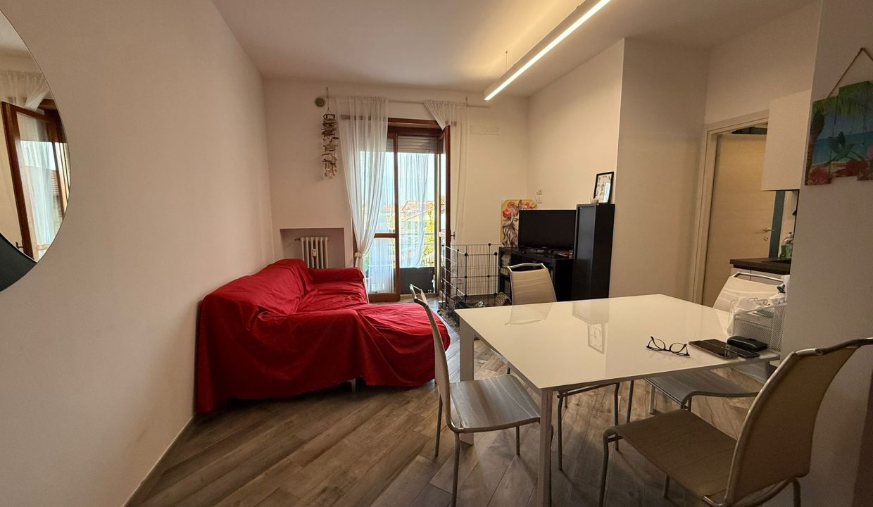 30de10c7-3cb1-4ebc-8a7c-47fc6030cc71