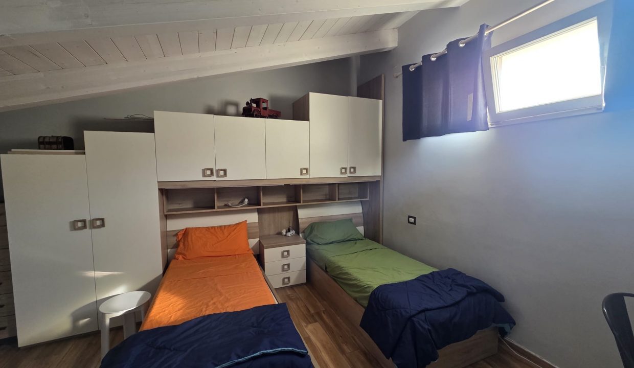 0dfce1a7-4372-41ea-a932-12d7472b9bbf