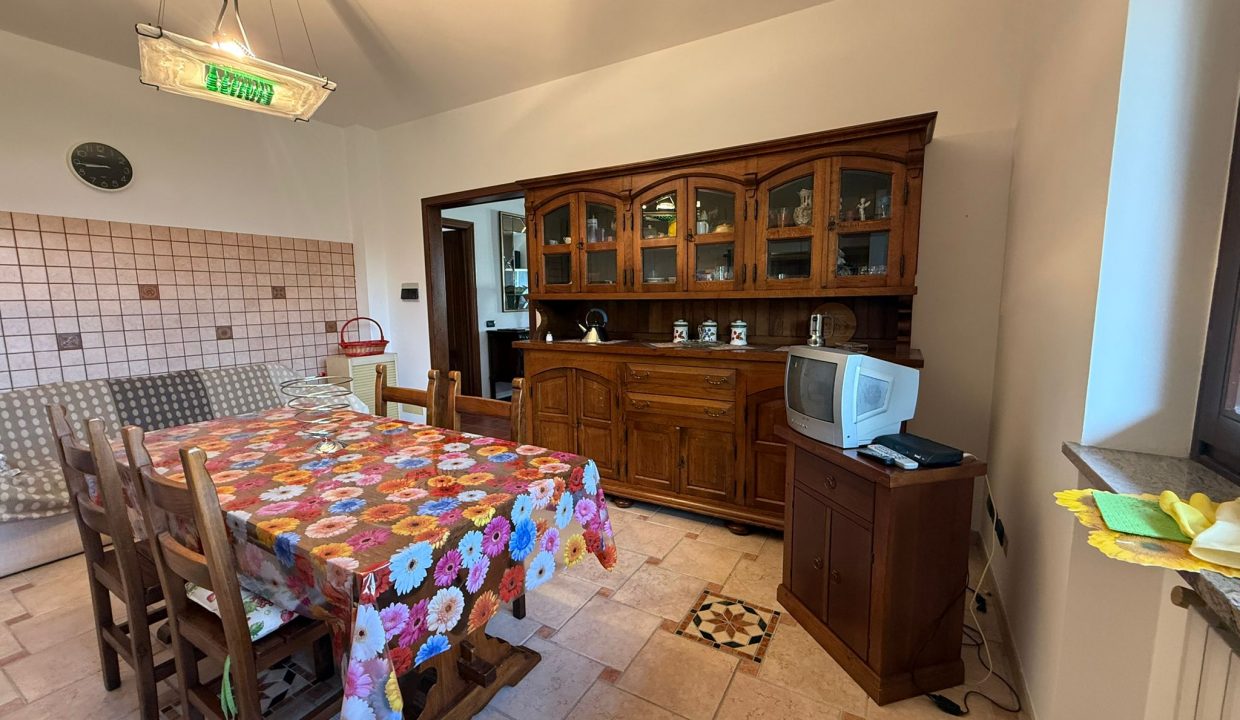 186c513b-74bf-4cf8-8e23-1d7b6f59e791