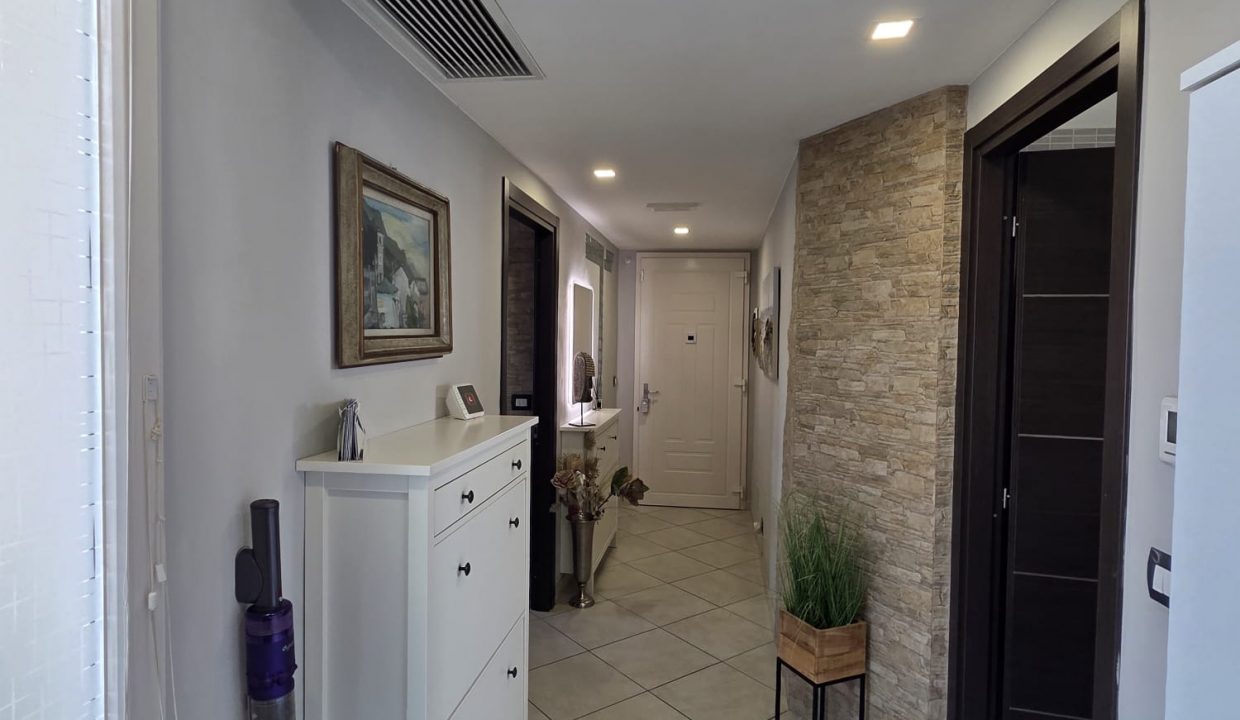 2a2bfc75-2e84-40db-a058-21b45285680f