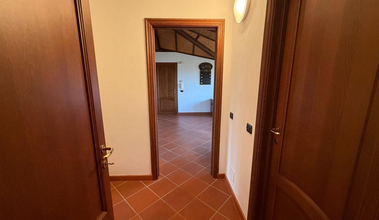 372a57f3-1653-4076-905d-cc7d9e81347c