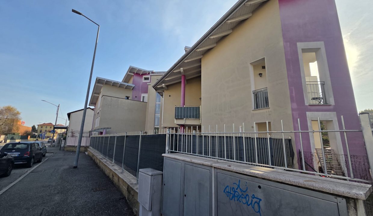 4be08dc2-222c-4771-9b0b-25f5add3bd4a