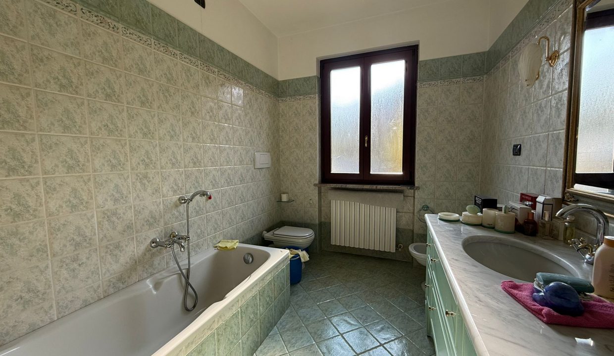 71e53048-c577-480a-866b-b14f05ee2f10