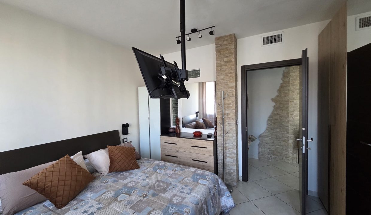 aeeaeaf3-b698-47b4-9f7e-b37bbfc8949c