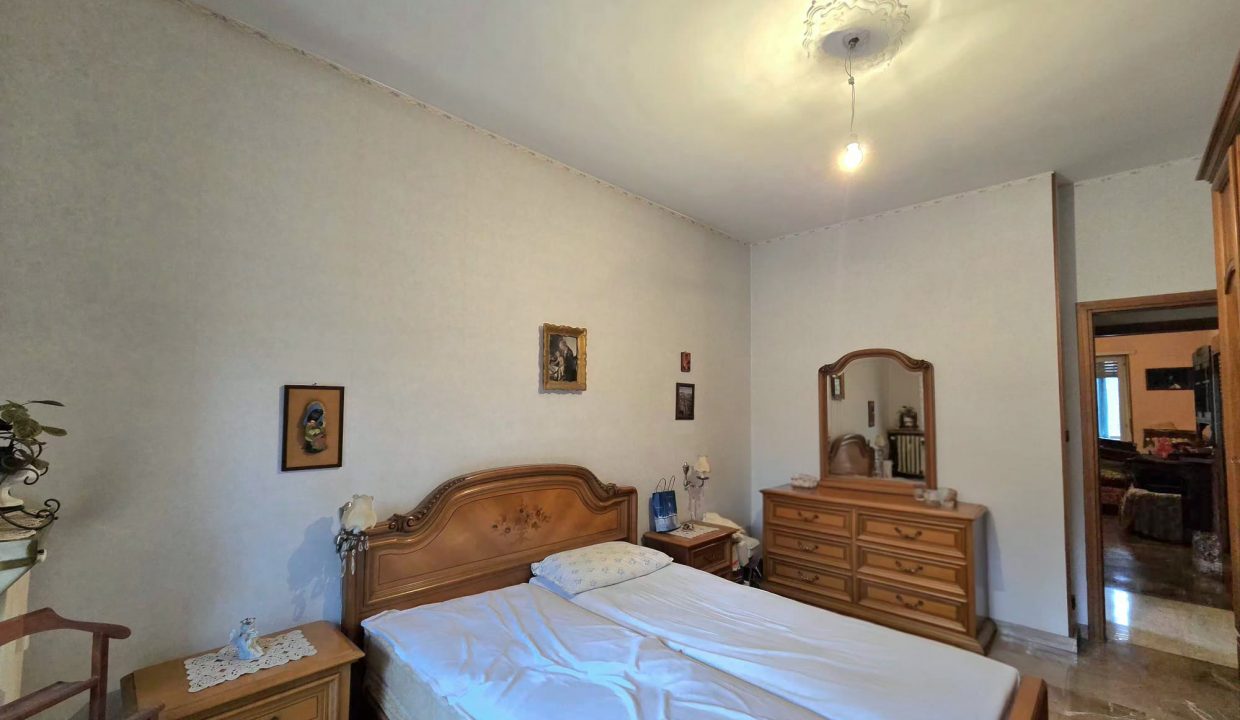 eaccb31e-d444-47f3-84e5-af4834c1d9ff