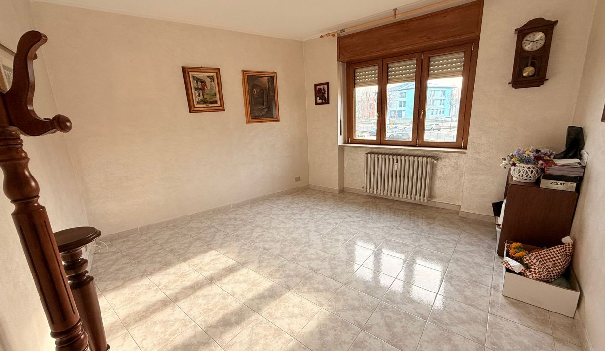 1e8c577c-ee15-41de-aa0a-bb6f146b1dd5