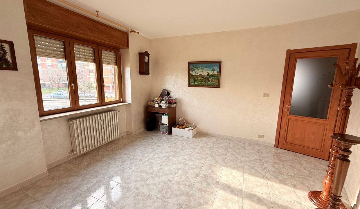 31b4ca63-c0a1-4974-aec7-48b6bffa7bcc