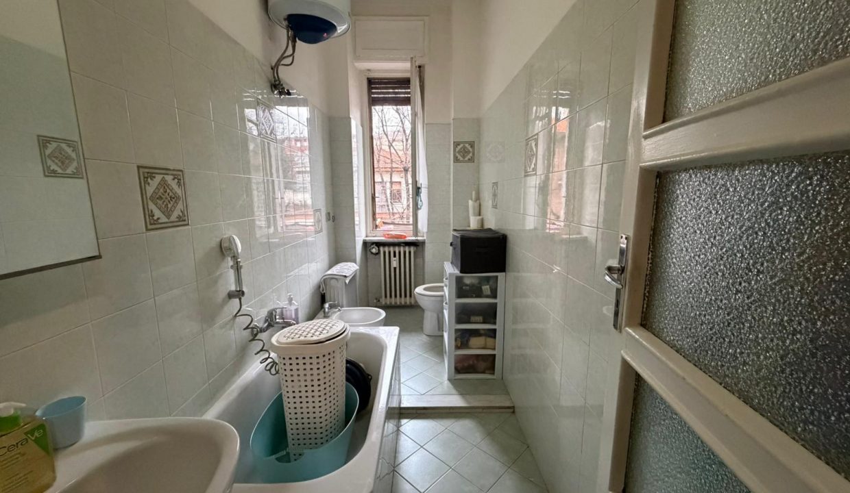 5f80e9af-e441-43cd-a316-d36fab3d6fcb