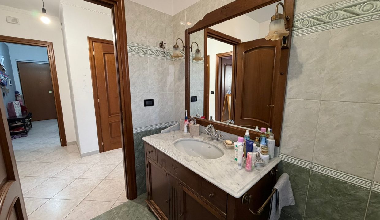 a22b399b-59f9-4e45-801f-2ed8ec461601