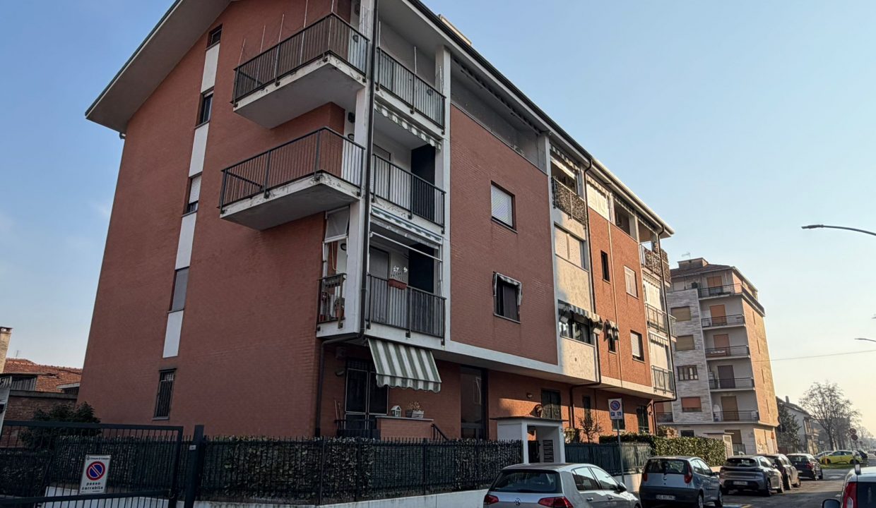 b0f5ded5-dab8-46f6-9751-2864a630261a