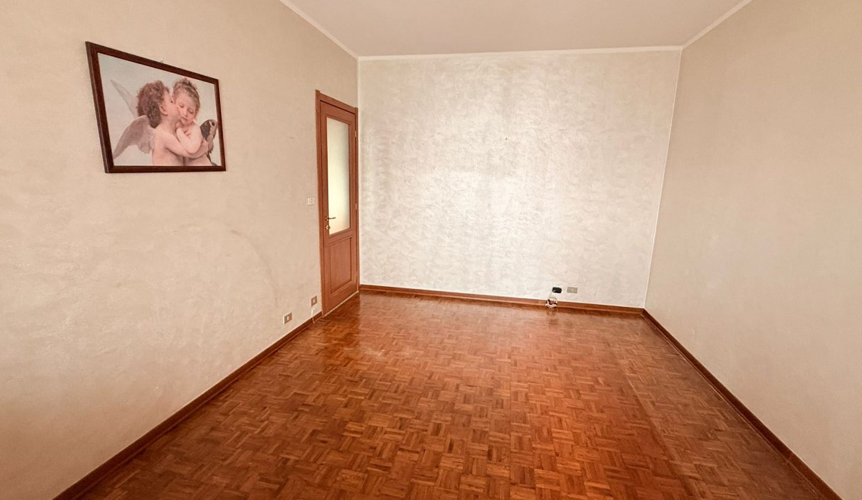 dc464817-68e2-487d-beb0-ec62e92af1dd