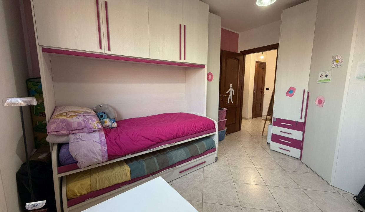 e8522419-b7a7-4685-a342-39ad77ca945b