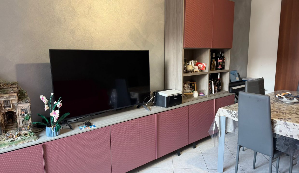 f1124196-8b78-405b-85f7-3fa4ffd4f4b3