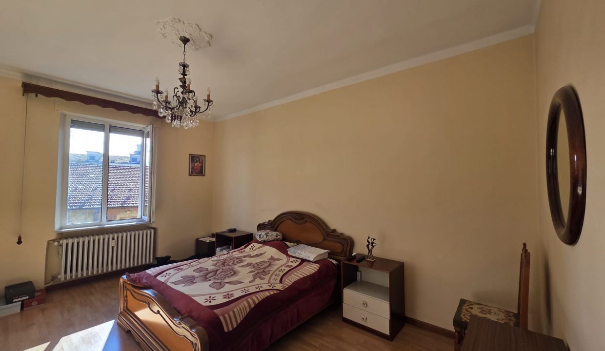 6e7edccf-362b-4ab4-849d-4f417b9c69cc