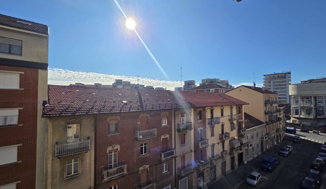 a0409e21-b61a-45cd-a851-7bcbb5d693a0