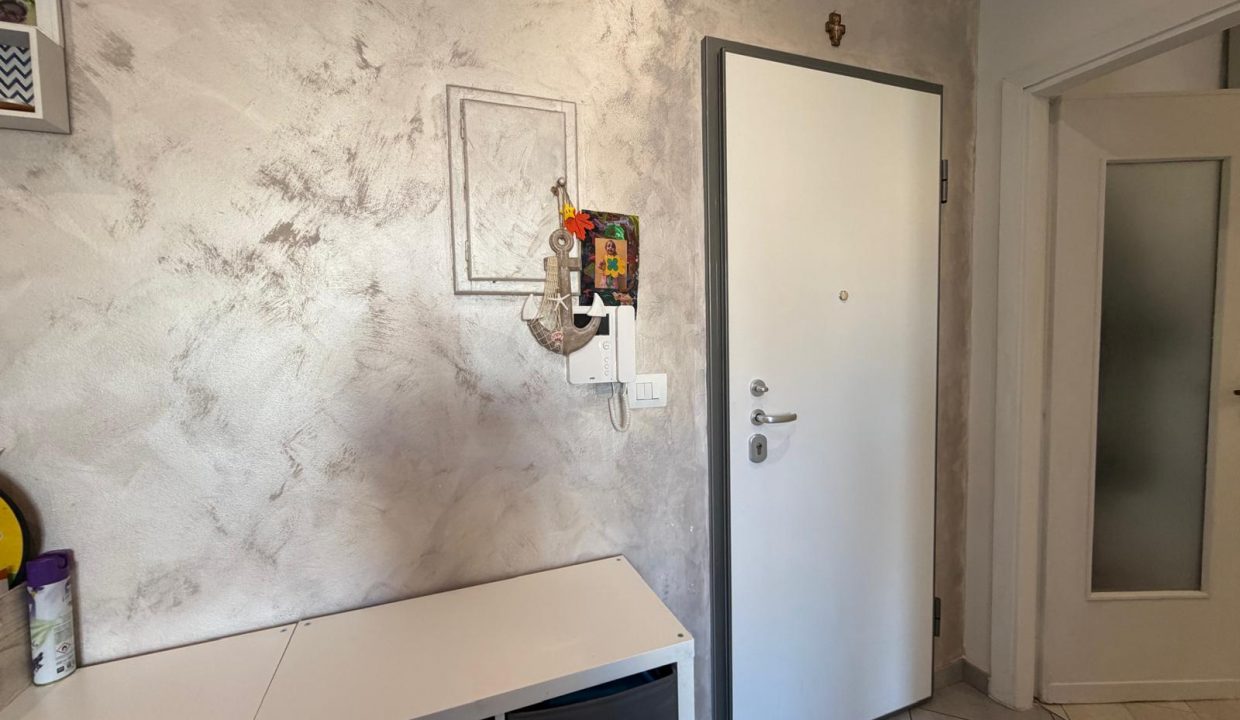 db7f30b1-0941-4fe0-8796-623ee72ccdbc