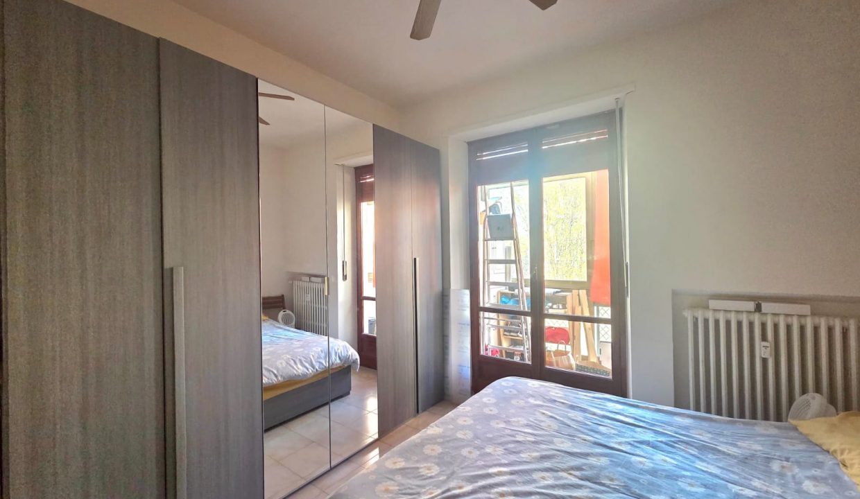 611758ca-add2-499f-bf04-fc8083e9d284