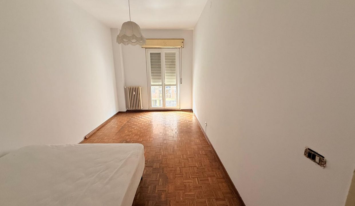 6e95659e-e7da-43a7-9162-db47f704d3c6