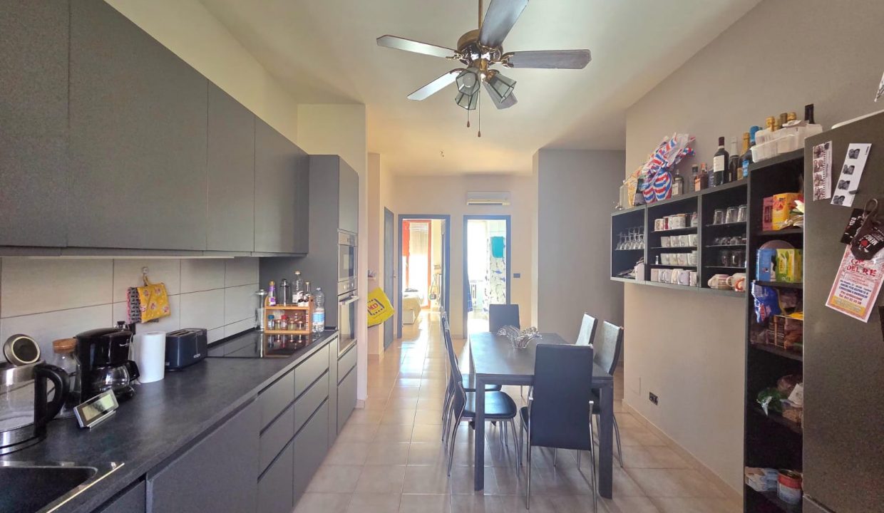 83d7d875-f2f0-4462-9687-612c6c09fb52