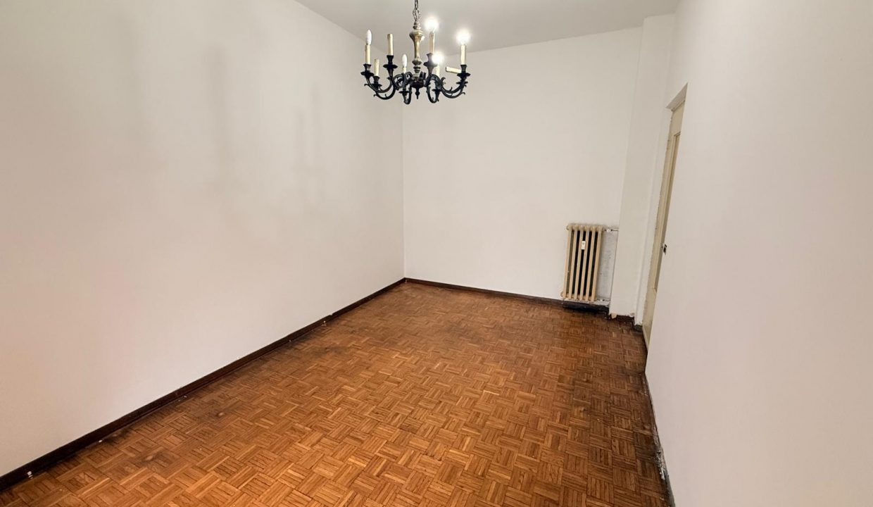 e247f314-0042-4c6a-b056-1aa8634410a3