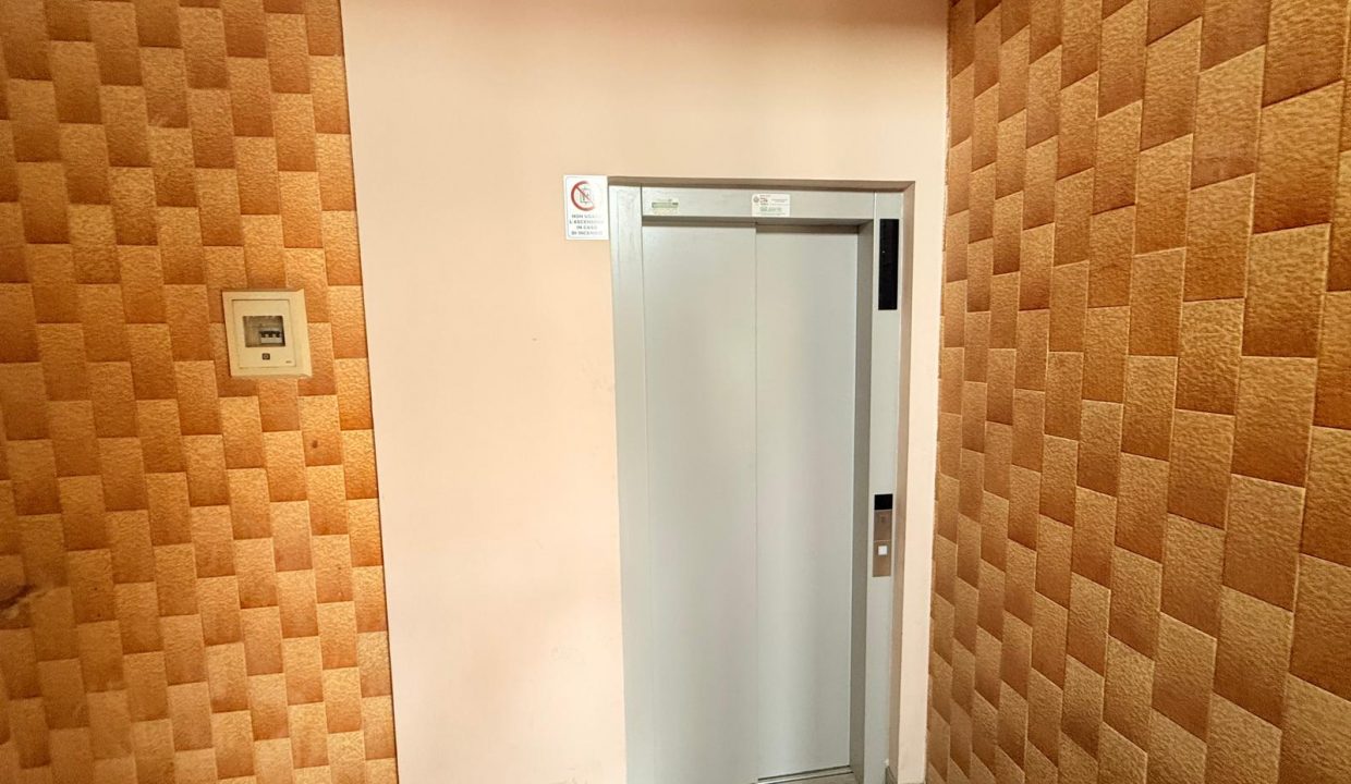 f922d5a0-31cc-4fa8-85cf-24cd35cf5980